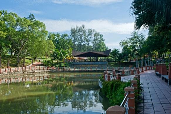 Luxury hotel near Seremban Lake Gardens with scenic surroundings